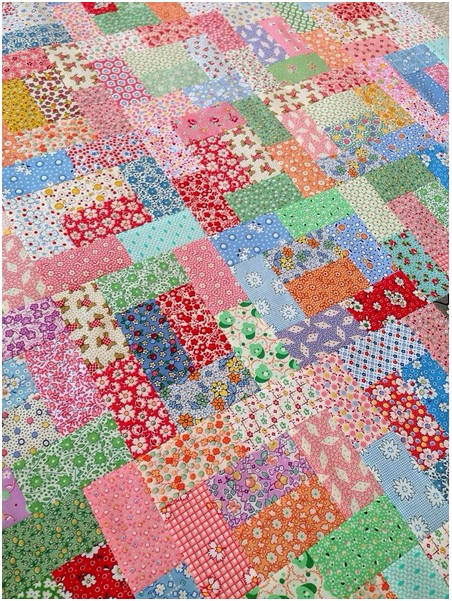 Retro Dreams patchwork quilt pdf pattern, simple quilt pattern, making an easy quilt, 1930s quilt fabrics, simple quilt block